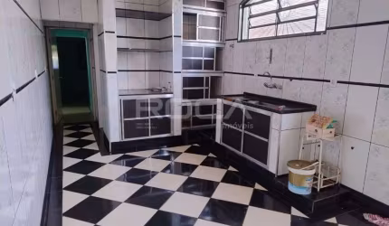 Casa à Venda de 2 dormitórios na Vila Virgínia em Ribeirão Preto