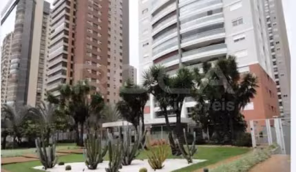 Apartamento com 4 dormitórios na Avenida João Fiusa, em Ribeirão Preto