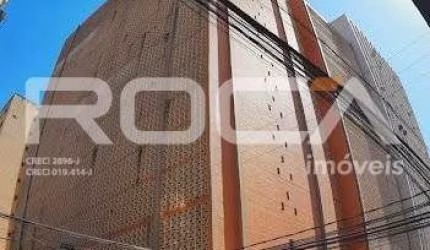 Sala Comercial Mobiliada à Venda e Locação no Centro de Ribeirão Preto