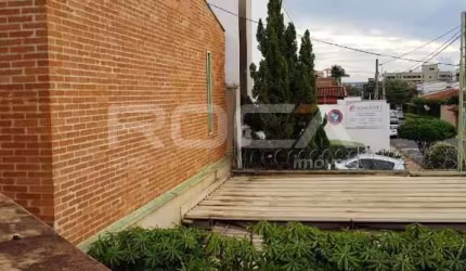 Casa 03 dormitórios para alugar no Centro de Ribeirão Preto!