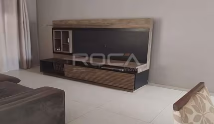 Casa à venda com 2 dormitórios no Bairro Jardim Angelo Jurca, em Ribeirão Preto.