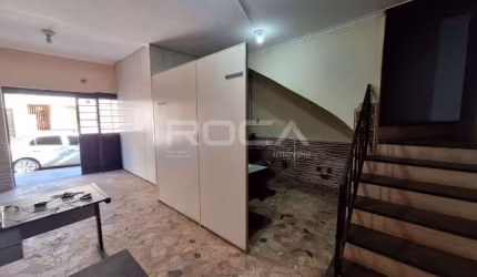 Casa comercial para locação com 2 quartos no Centro de Ribeirão Preto.