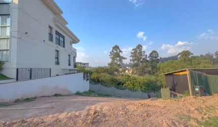 Terreno em condomínio fechado à venda na Avenida Honório Alvares Penteado, 2500, Tamboré, Santana de Parnaíba por R$ 1.380.000