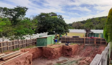 Terreno em condomínio fechado à venda na Avenida Gêmini, Alphaville, Santana de Parnaíba por R$ 1.596.000