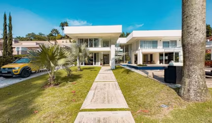 Casa em condomínio fechado com 5 quartos à venda na Ourinhos, 710, Residencial Tamboré, Barueri por R$ 19.500.000