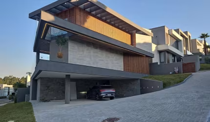 Casa em condomínio fechado com 5 quartos à venda na Rua Luberon, 31, Tamboré, Santana de Parnaíba por R$ 14.840.000