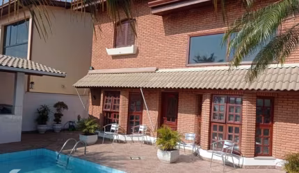 Casa em condomínio fechado com 4 quartos à venda na Alameda Alabastro, 150, Alphaville, Santana de Parnaíba por R$ 2.500.000