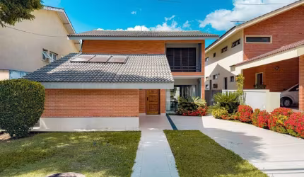 Casa em condomínio fechado com 4 quartos à venda na Alameda das Rosas, 261, Alphaville, Santana de Parnaíba por R$ 2.100.000