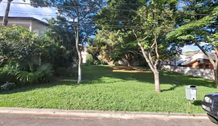 Terreno em condomínio fechado à venda na Alameda dos Ciclames, 382, Alphaville, Santana de Parnaíba por R$ 1.410.000