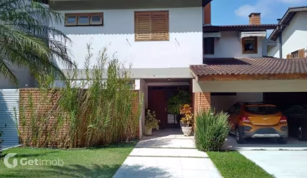 Casa em condomínio fechado com 3 quartos à venda na Alameda das Sempre-Vivas, 881, Alphaville, Santana de Parnaíba por R$ 2.350.000