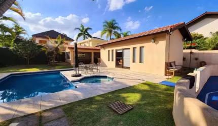 Casa em condomínio fechado com 4 quartos à venda na Alameda Peruíbe, 705, Alphaville, Santana de Parnaíba por R$ 4.787.000