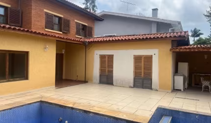 Casa em condomínio fechado com 3 quartos à venda na Alameda Guarujá, 394, Alphaville, Santana de Parnaíba por R$ 2.300.000