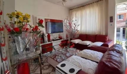 Casa com 2 quartos à venda na Rua das Cotovias, 26, Vila Mariza Mazzei, São Paulo por R$ 650.000