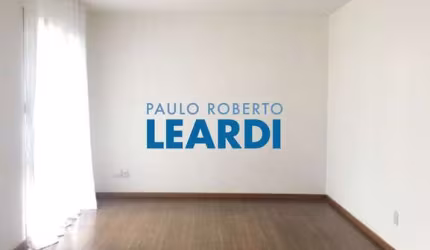 Apartamento à venda na Rua Doutor Rafael Correia, 91, Vila Romana, São Paulo por R$ 750.000