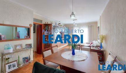 Apartamento à venda na Rua da Consolação, 2208, Higienópolis, São Paulo por R$ 800.000