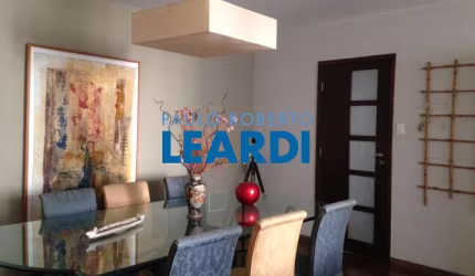 Apartamento à venda na Rua Afonso de Freitas, 488, Paraíso, São Paulo por R$ 1.500.000