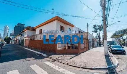 Casa à venda na Rua Ingles de Sousa, 120, Cambuci, São Paulo por R$ 1.150.000