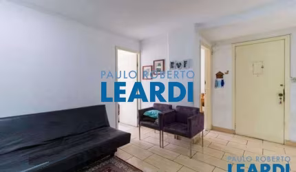 Apartamento à venda na Largo do Paissandu, 51, Centro, São Paulo por R$ 477.000