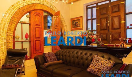 Casa à venda na Alameda Ribeirão Preto, 302, Bela Vista, São Paulo por R$ 2.995.000