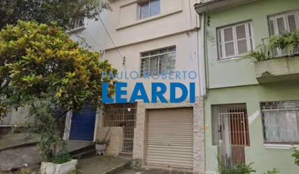 Casa à venda na Rua Nilo, 470, Aclimação, São Paulo por R$ 960.000