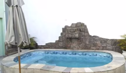 Casa com 2 quartos para alugar na Rua Aparande, 37, Vila Ipojuca, São Paulo por R$ 18.000