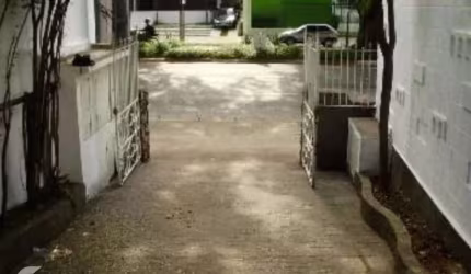 Ponto comercial para alugar na Avenida Pacaembu, 1637, Pacaembu, São Paulo por R$ 18.000