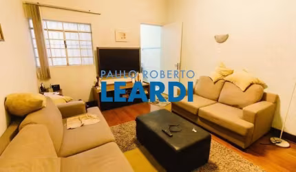 Casa à venda na Rua Dom João V, 342, Lapa, São Paulo por R$ 870.000
