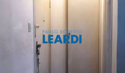 Apartamento à venda na Rua Doutor Nicolau de Sousa Queirós, 711, Paraíso, São Paulo por R$ 450.000