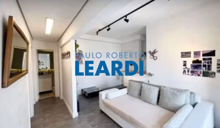 Apartamento à venda na Rua do Glicério, 301, Centro, São Paulo por R$ 480.000