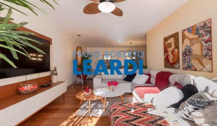 Apartamento à venda na Alameda Barros, 423, Higienópolis, São Paulo por R$ 1.800.000