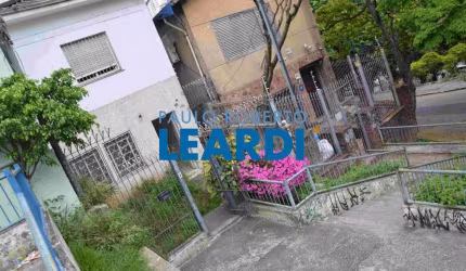 Casa à venda na Praça Maria Thereza Martins Chaibub, 16, Paraíso, São Paulo por R$ 900.000