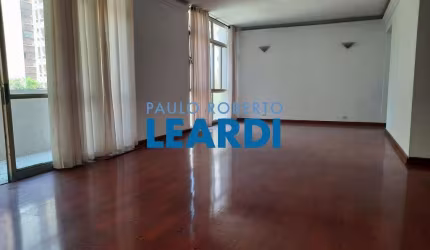 Apartamento à venda na Rua São Vicente de Paula, 645, Higienópolis, São Paulo por R$ 1.800.000