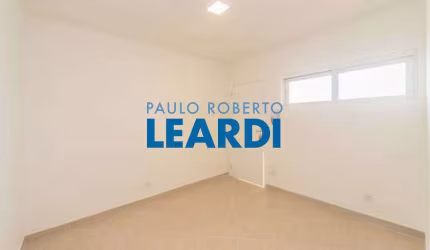 Apartamento à venda na Rua Clélia, 683, Vila Romana, São Paulo por R$ 406.600
