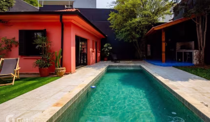 Casa com 3 quartos à venda na Rua Angatuba, 485, Pacaembu, São Paulo por R$ 3.850.000