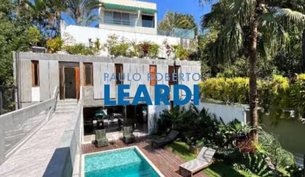 Casa à venda na Avenida das Acácias, 303, Cidade Jardim, São Paulo por R$ 19.000.000