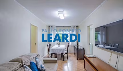 Apartamento à venda na Avenida Moreira Guimarães, 450, Moema, São Paulo por R$ 625.000