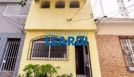 Casa à venda na Rua Marcelina, 226, Vila Romana, São Paulo por R$ 700.000