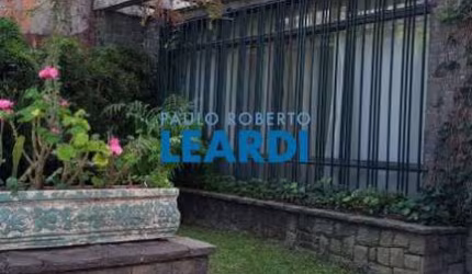 Casa à venda na Rua Euclides de Andrade, 192, Pompéia, São Paulo por R$ 1.800.000