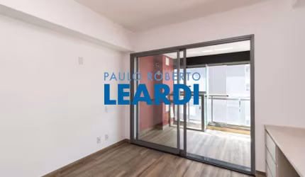 Apartamento à venda na Rua dos Pinheiros, 1057, Pinheiros, São Paulo por R$ 650.000