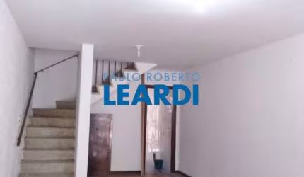 Casa à venda na Rua Belchior Carneiro, 220, Lapa de Baixo, São Paulo por R$ 580.000