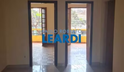 Apartamento à venda na Avenida Lins de Vasconcelos, 2603, Jardim da Glória, São Paulo por R$ 450.000