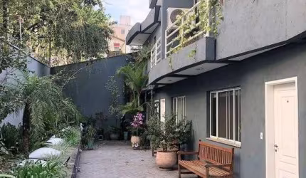 Casa em condomínio fechado com 3 quartos à venda na Rua Paris, 120, Sumaré, São Paulo por R$ 1.330.000