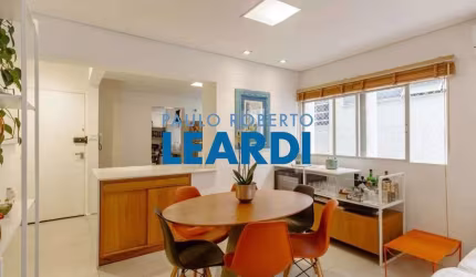 Apartamento à venda na Alameda Tietê, 319, Jardim América, São Paulo por R$ 1.250.000