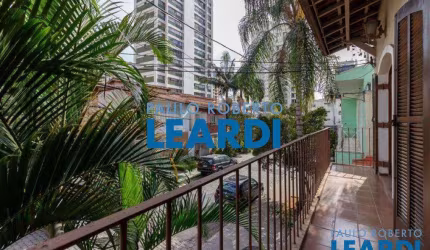 Casa à venda na Rua Maringá, 4, Perdizes, São Paulo por R$ 1.900.000