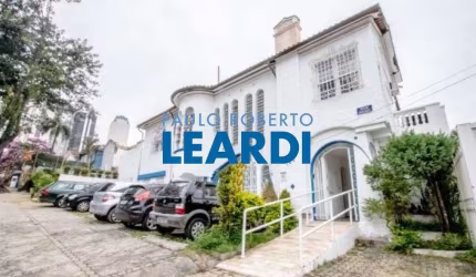 Casa à venda na Rua Goiás, 193, Pacaembu, São Paulo por R$ 3.950.000