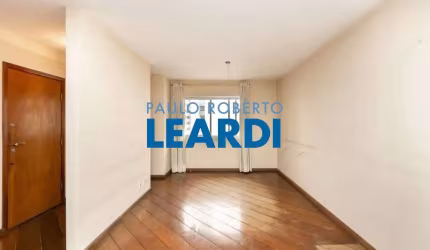 Apartamento à venda na Rua Bela Cintra, 1467, Jardim América, São Paulo por R$ 1.800.000