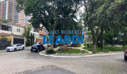 Casa à venda na Praça Doutor Carvalho Franco, 63, Vila Mariana, São Paulo por R$ 1.240.000