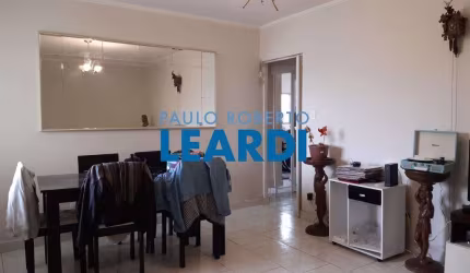 Apartamento à venda na Rua Solon, 491, Bom Retiro, São Paulo por R$ 450.000