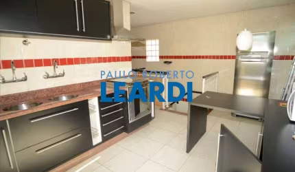 Casa para alugar na Rua Doutor Costa Júnior, 280, Perdizes, São Paulo por R$ 8.000