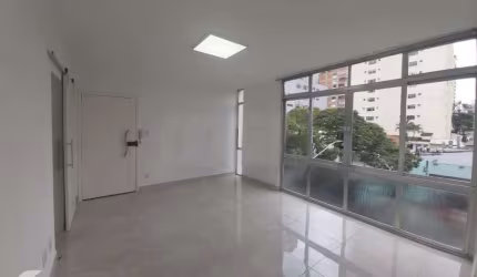 Apartamento com 2 quartos à venda na Avenida Moema, 330, Moema, São Paulo por R$ 695.000